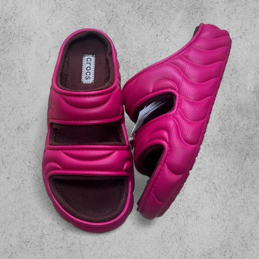 Crocs Classic Cozzzy Overpuff Sandal Pink Size M8 W10 New With Tags